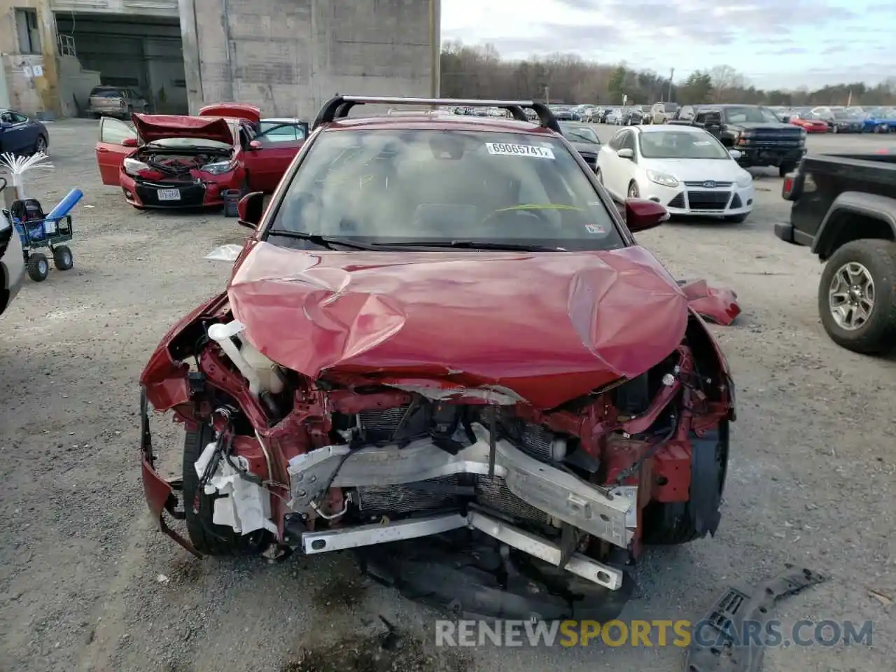 9 Photograph of a damaged car NMTKHMBX5KR091686 TOYOTA C-HR 2019