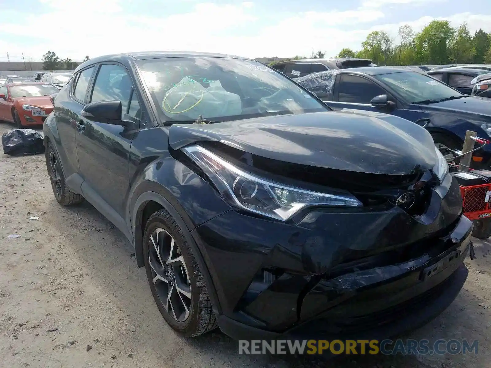 1 Photograph of a damaged car NMTKHMBX5KR091784 TOYOTA C-HR 2019