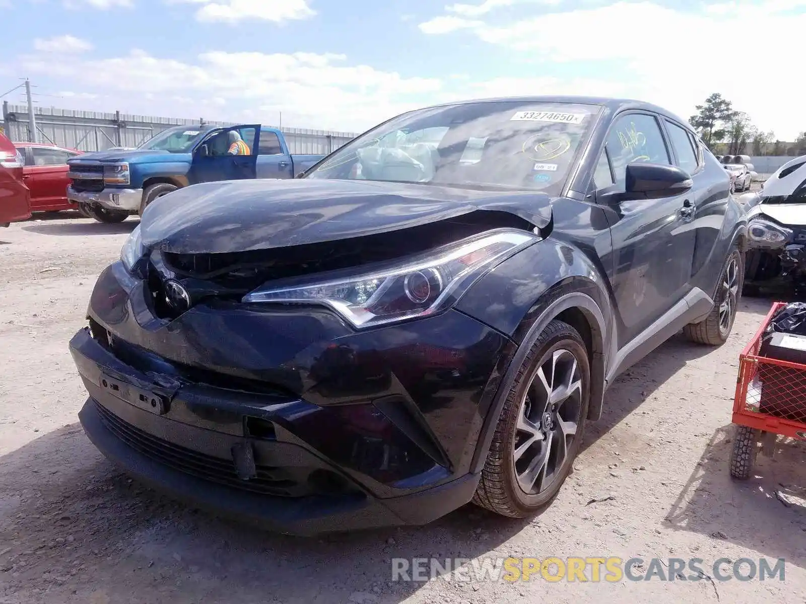 2 Photograph of a damaged car NMTKHMBX5KR091784 TOYOTA C-HR 2019