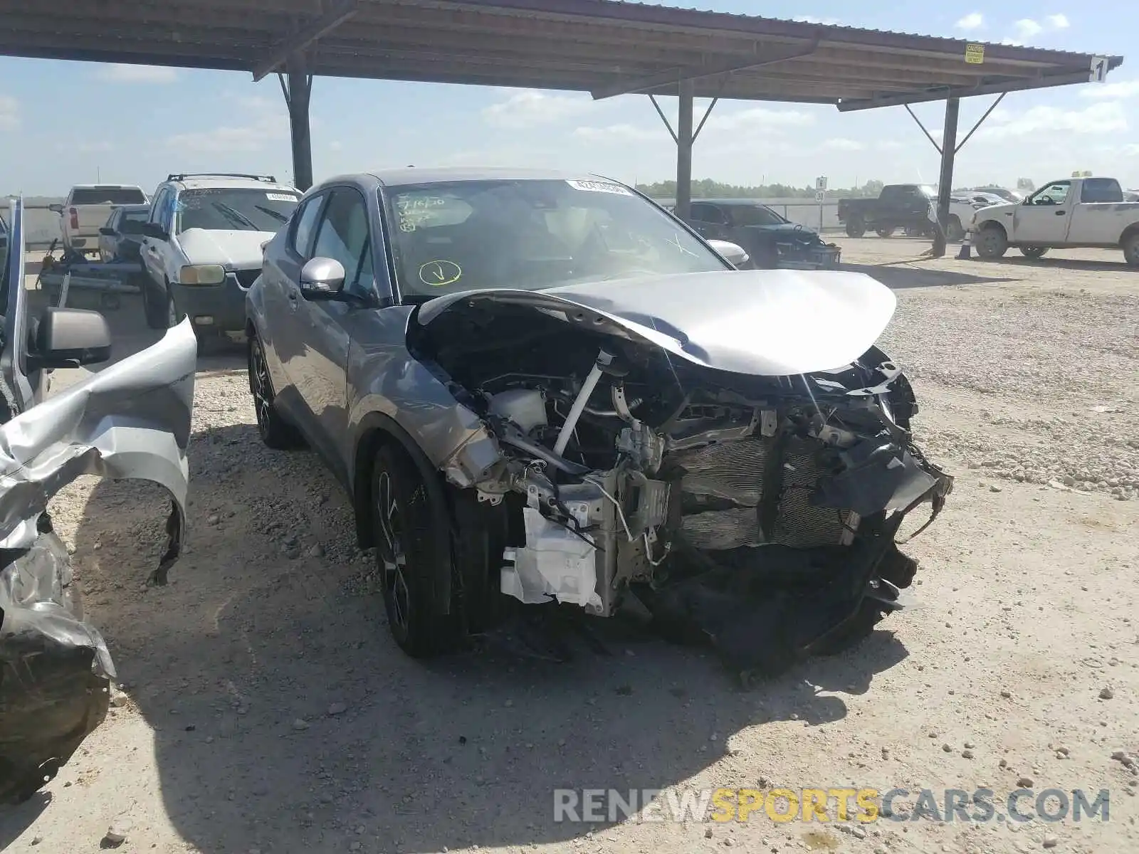 1 Photograph of a damaged car NMTKHMBX5KR092109 TOYOTA C-HR 2019