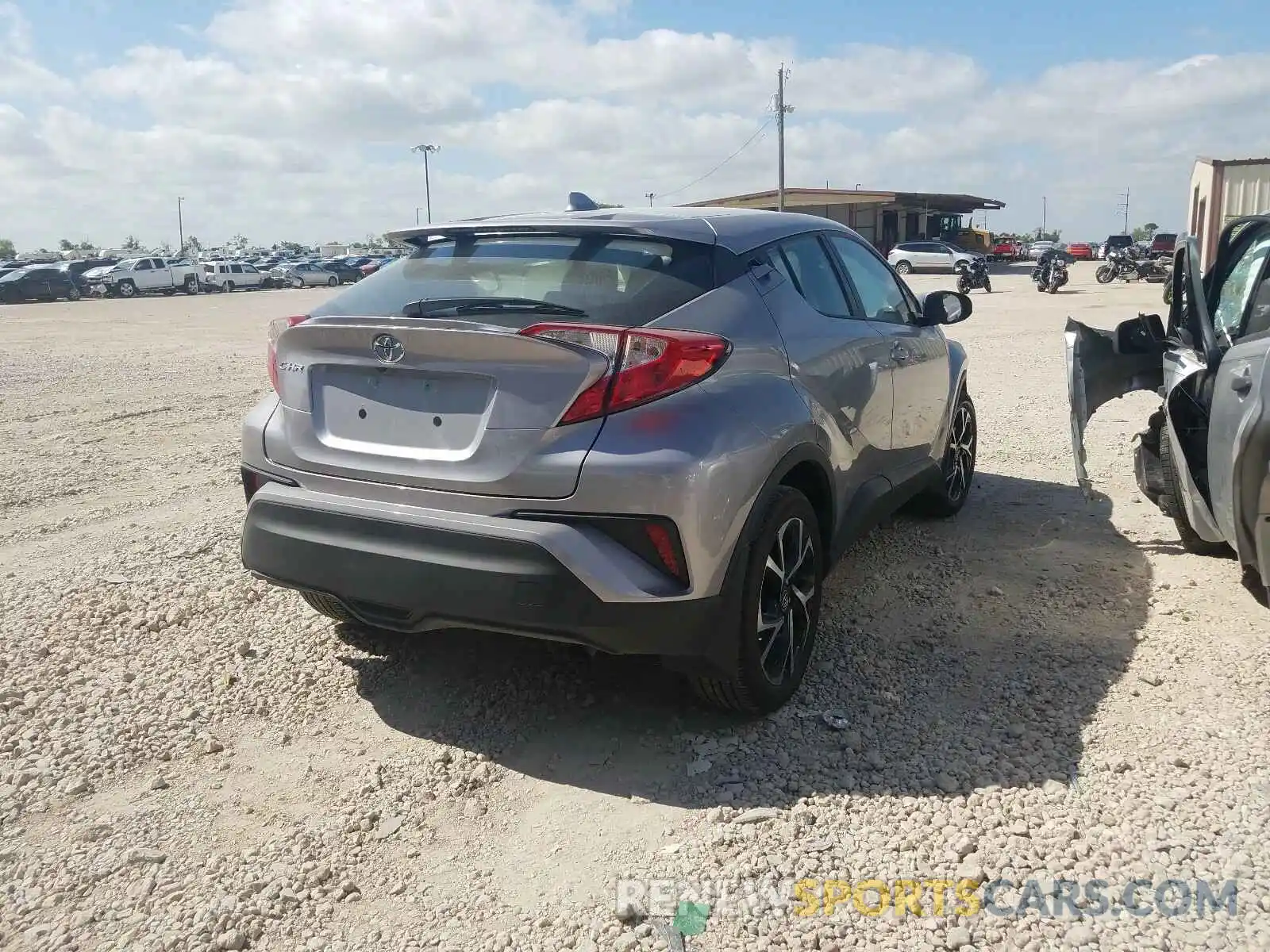 4 Фотография поврежденного автомобиля NMTKHMBX5KR092109 TOYOTA C-HR 2019