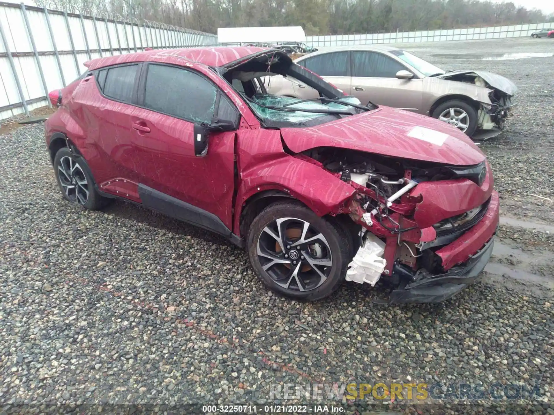 1 Photograph of a damaged car NMTKHMBX5KR092420 TOYOTA C-HR 2019