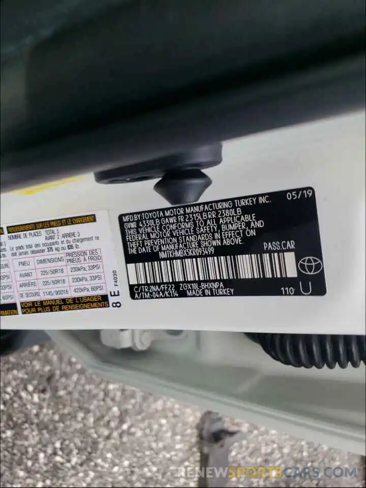 10 Photograph of a damaged car NMTKHMBX5KR093499 TOYOTA C-HR 2019