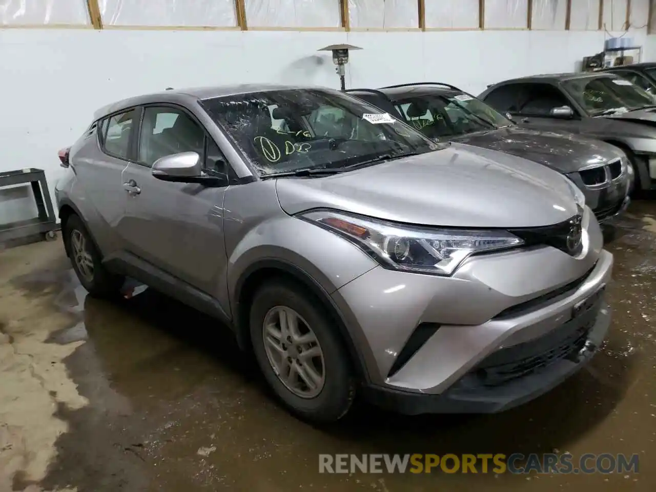 1 Photograph of a damaged car NMTKHMBX5KR096256 TOYOTA C-HR 2019