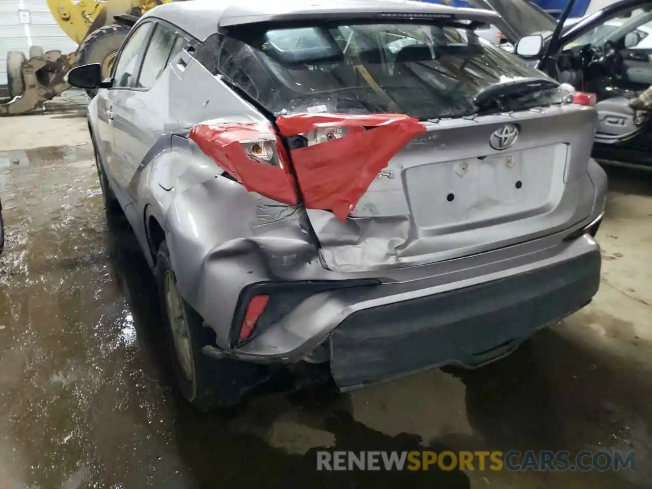 9 Photograph of a damaged car NMTKHMBX5KR096256 TOYOTA C-HR 2019