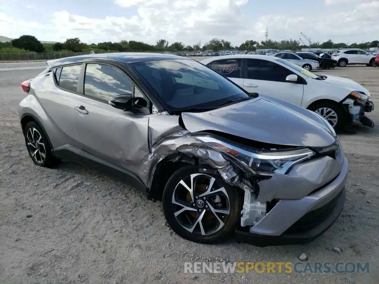 1 Photograph of a damaged car NMTKHMBX5KR097486 TOYOTA C-HR 2019