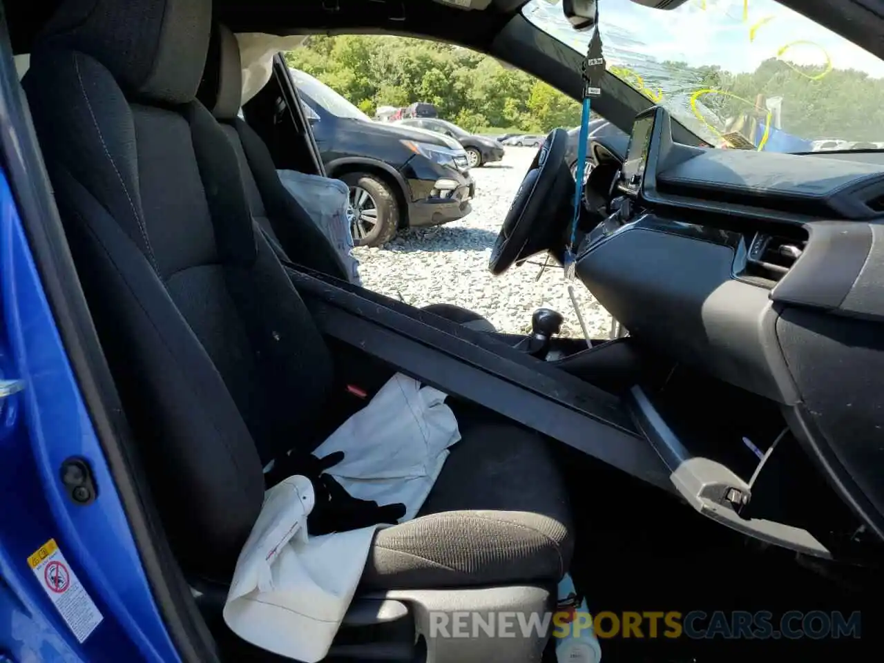 5 Photograph of a damaged car NMTKHMBX5KR099951 TOYOTA C-HR 2019