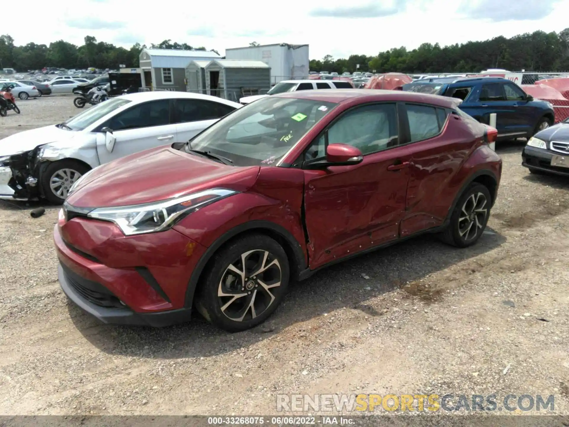 2 Photograph of a damaged car NMTKHMBX6KR069468 TOYOTA C-HR 2019