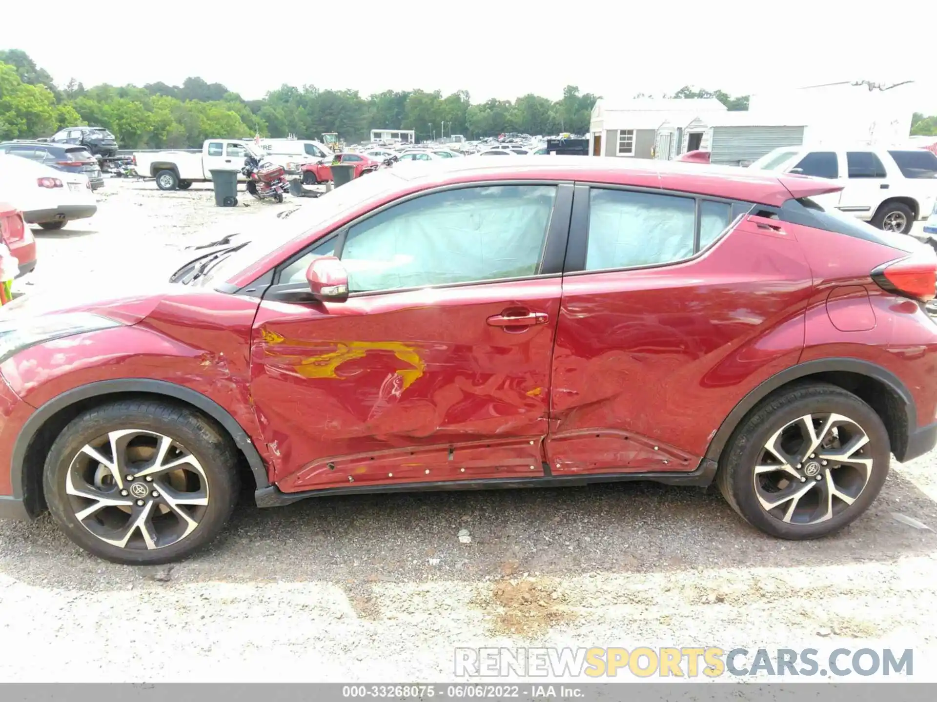 6 Photograph of a damaged car NMTKHMBX6KR069468 TOYOTA C-HR 2019