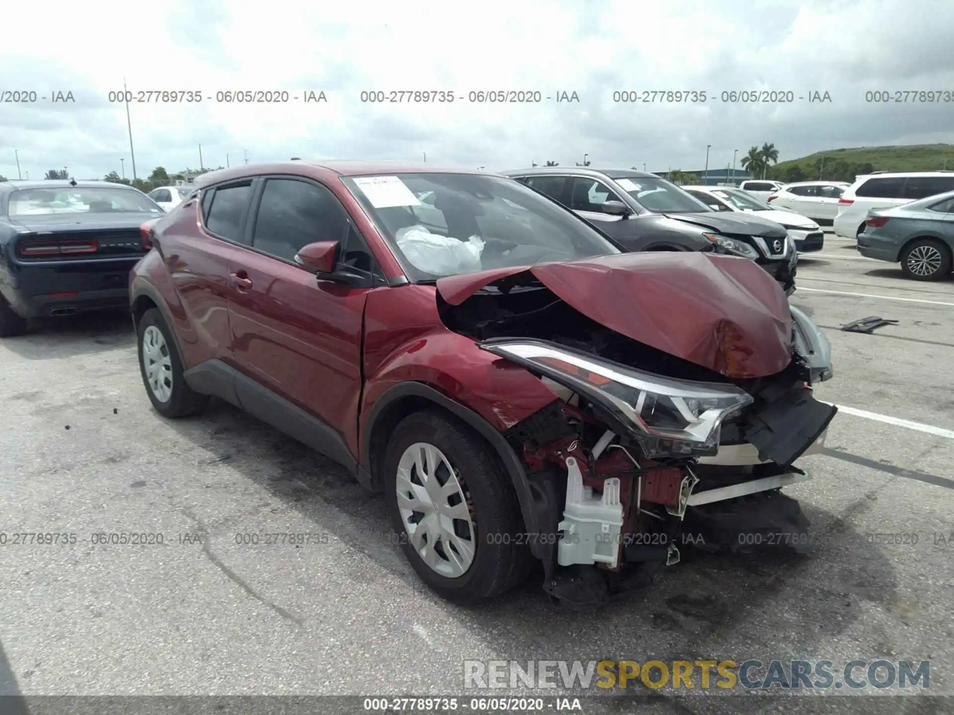 1 Photograph of a damaged car NMTKHMBX6KR069566 TOYOTA C-HR 2019