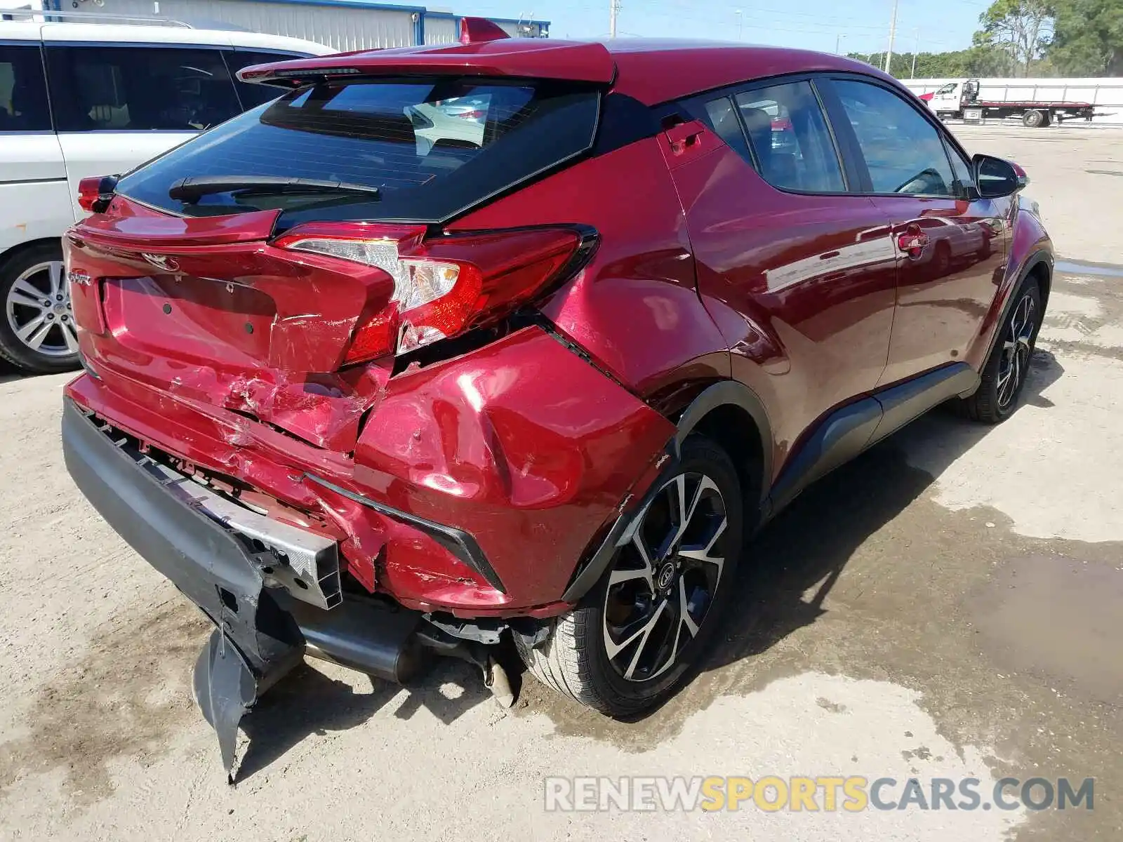 4 Photograph of a damaged car NMTKHMBX6KR069681 TOYOTA C-HR 2019