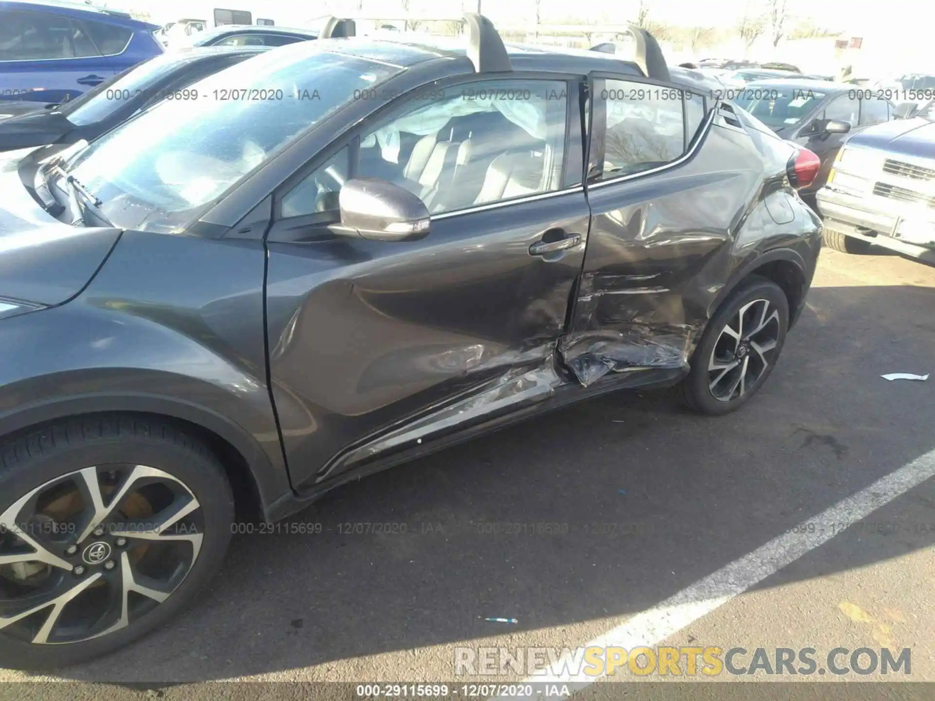 6 Photograph of a damaged car NMTKHMBX6KR069714 TOYOTA C-HR 2019