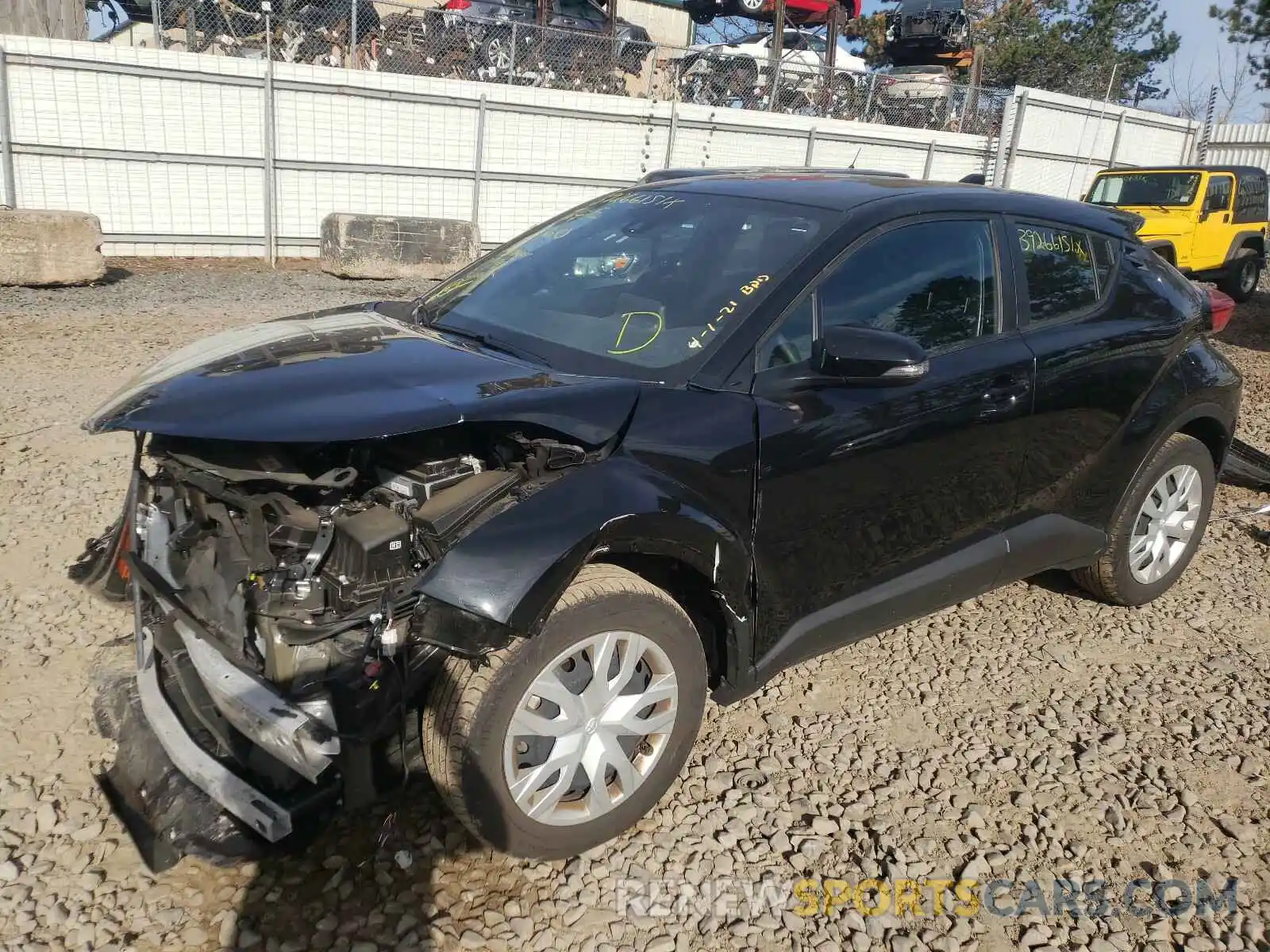 2 Photograph of a damaged car NMTKHMBX6KR072984 TOYOTA C-HR 2019