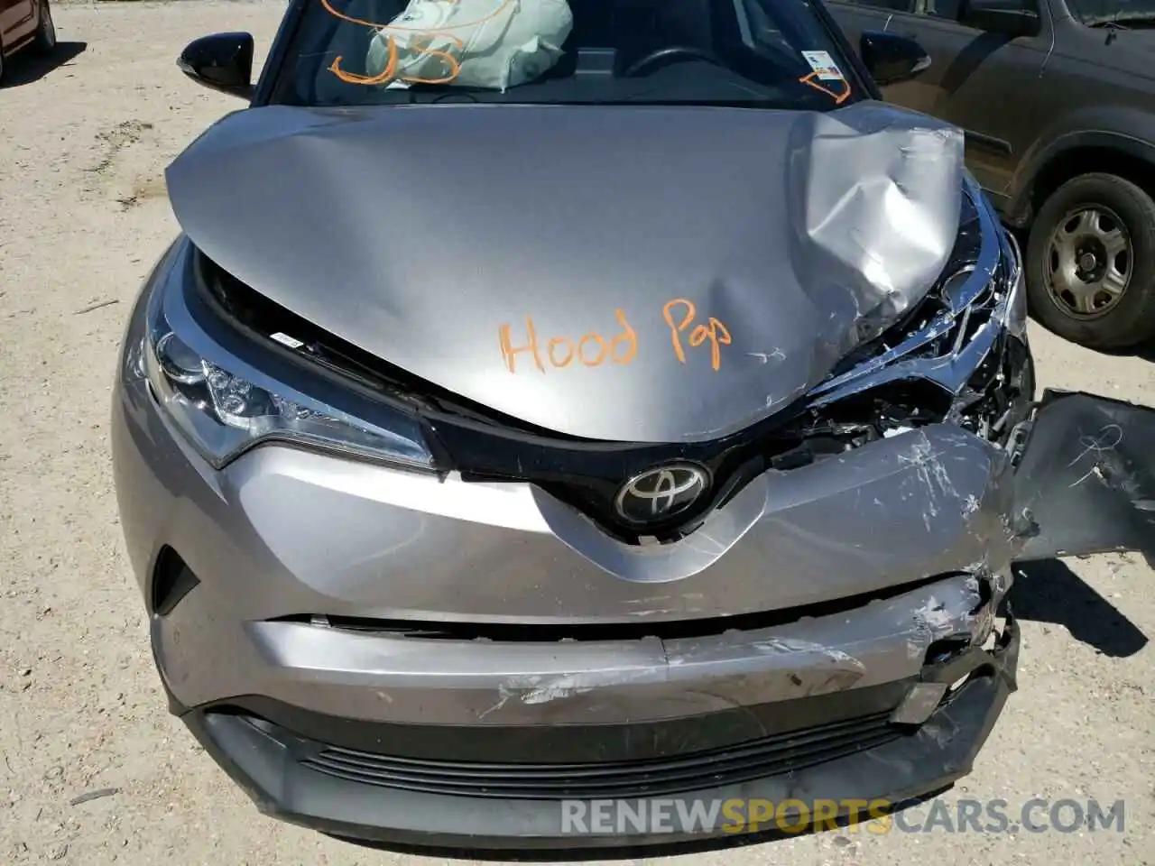 7 Фотография поврежденного автомобиля NMTKHMBX6KR074279 TOYOTA C-HR 2019