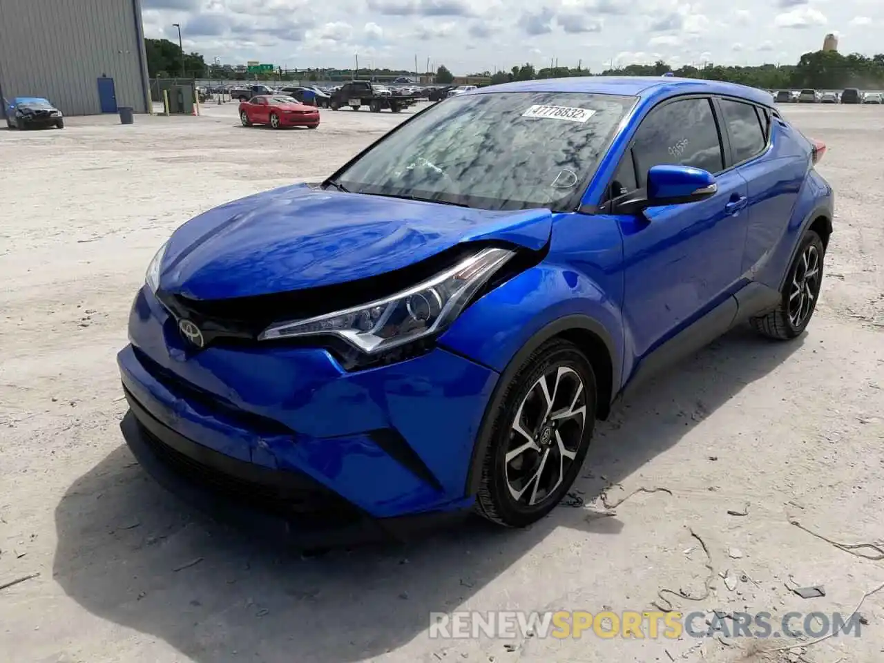 2 Фотография поврежденного автомобиля NMTKHMBX6KR075111 TOYOTA C-HR 2019