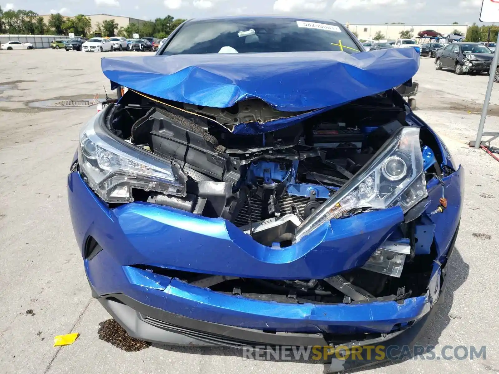 9 Фотография поврежденного автомобиля NMTKHMBX6KR075724 TOYOTA C-HR 2019