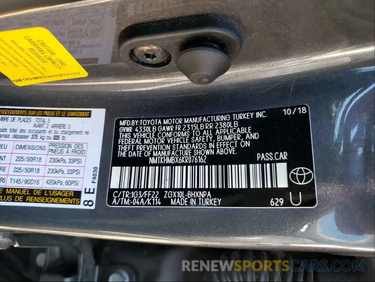 10 Photograph of a damaged car NMTKHMBX6KR076162 TOYOTA C-HR 2019