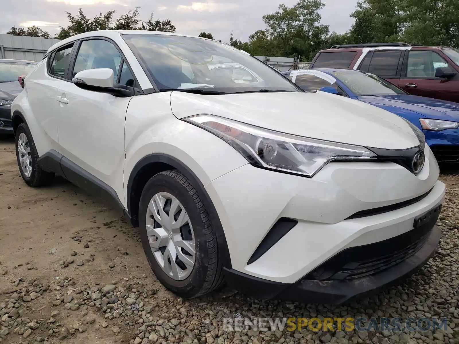 1 Фотография поврежденного автомобиля NMTKHMBX6KR080633 TOYOTA C-HR 2019