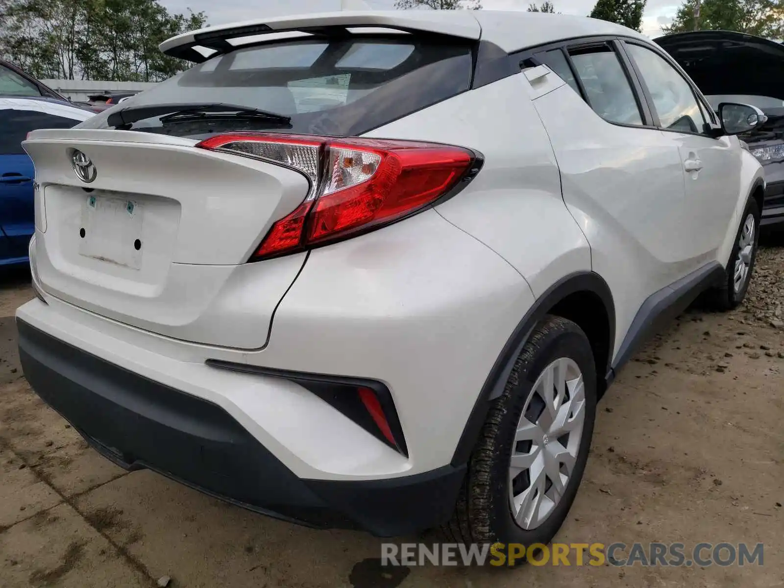 4 Photograph of a damaged car NMTKHMBX6KR080633 TOYOTA C-HR 2019