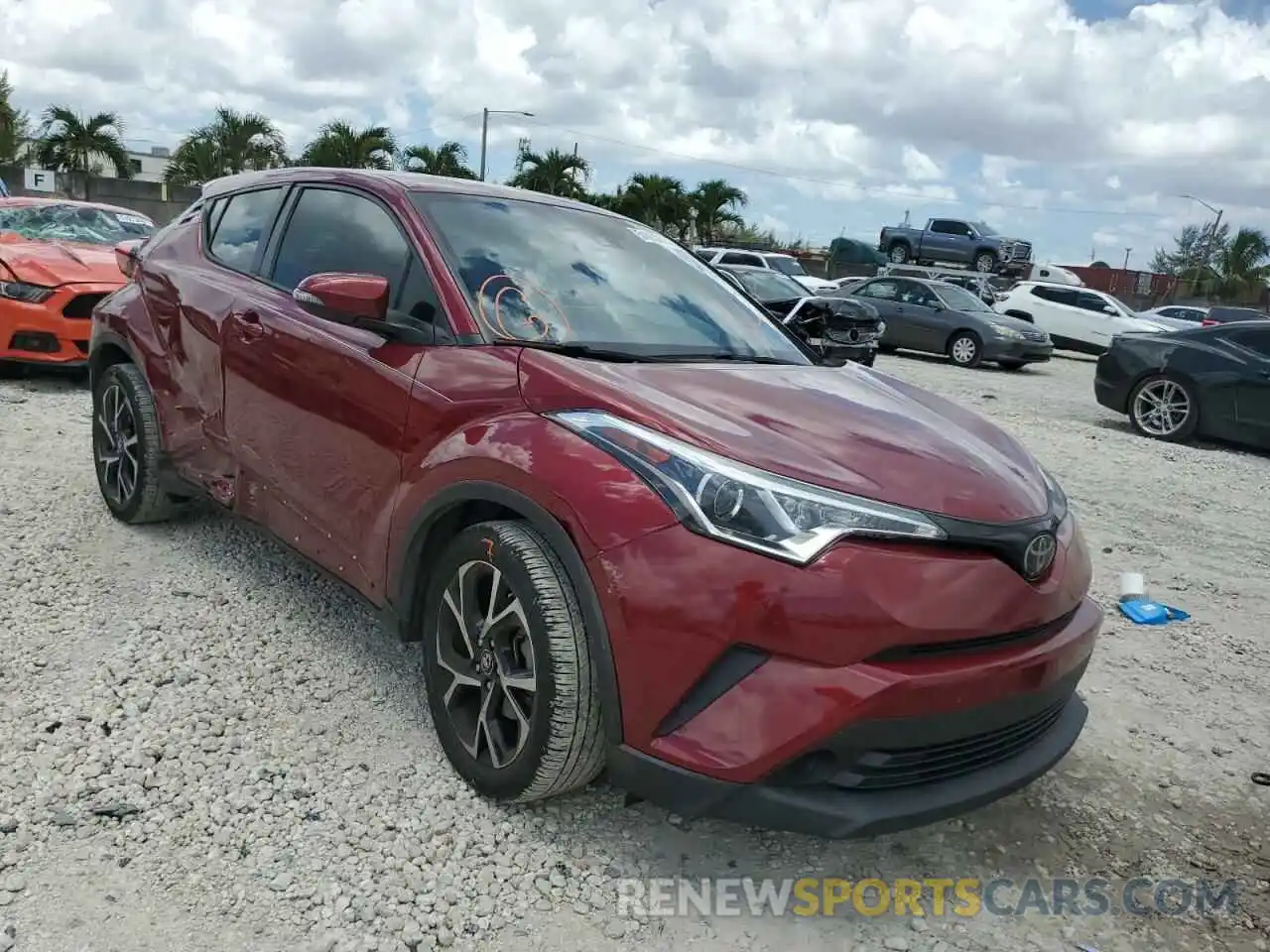 1 Фотография поврежденного автомобиля NMTKHMBX6KR087386 TOYOTA C-HR 2019