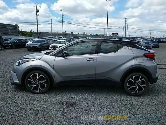 10 Photograph of a damaged car NMTKHMBX6KR088523 TOYOTA C-HR 2019