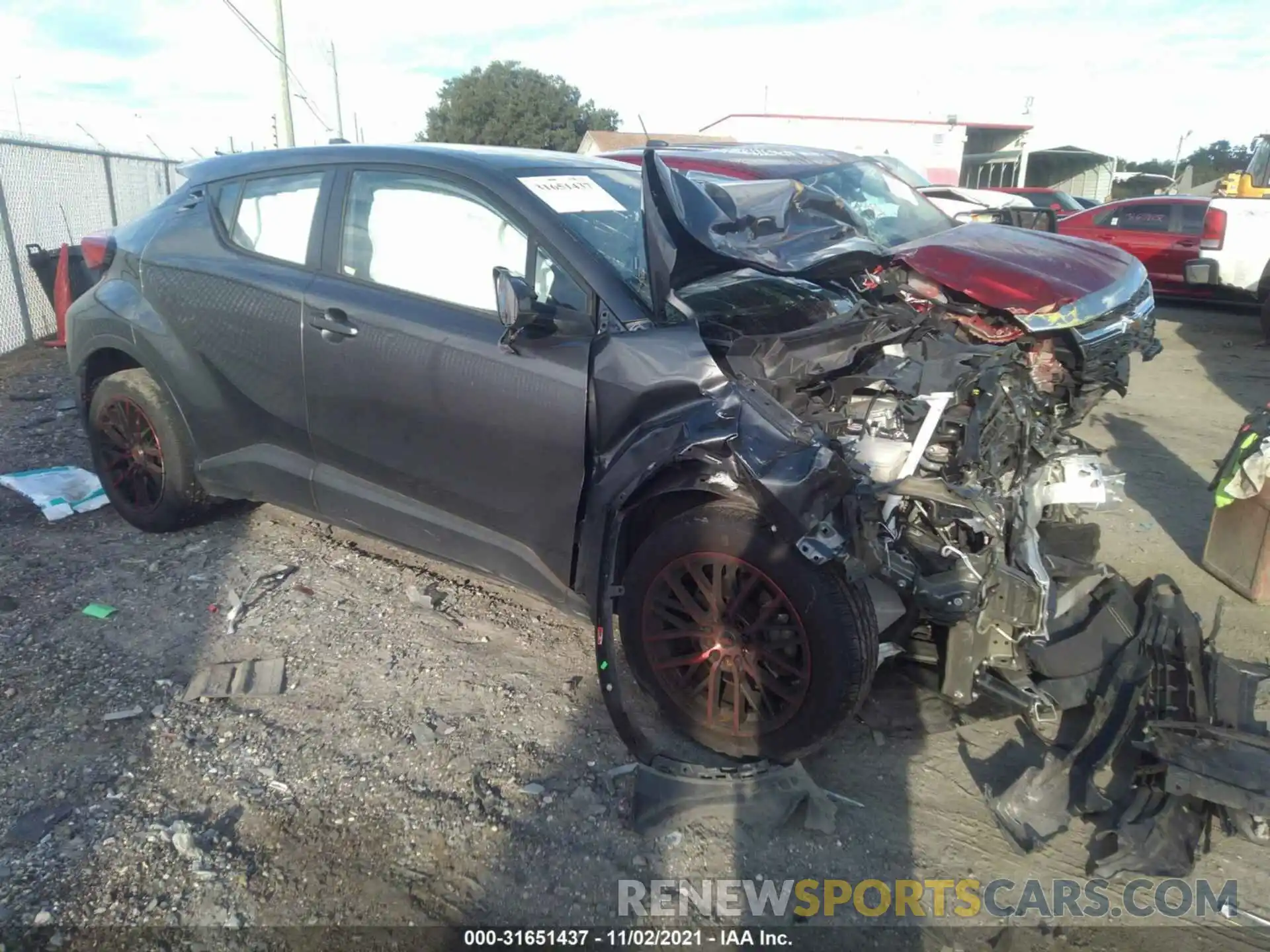 1 Photograph of a damaged car NMTKHMBX6KR091468 TOYOTA C-HR 2019