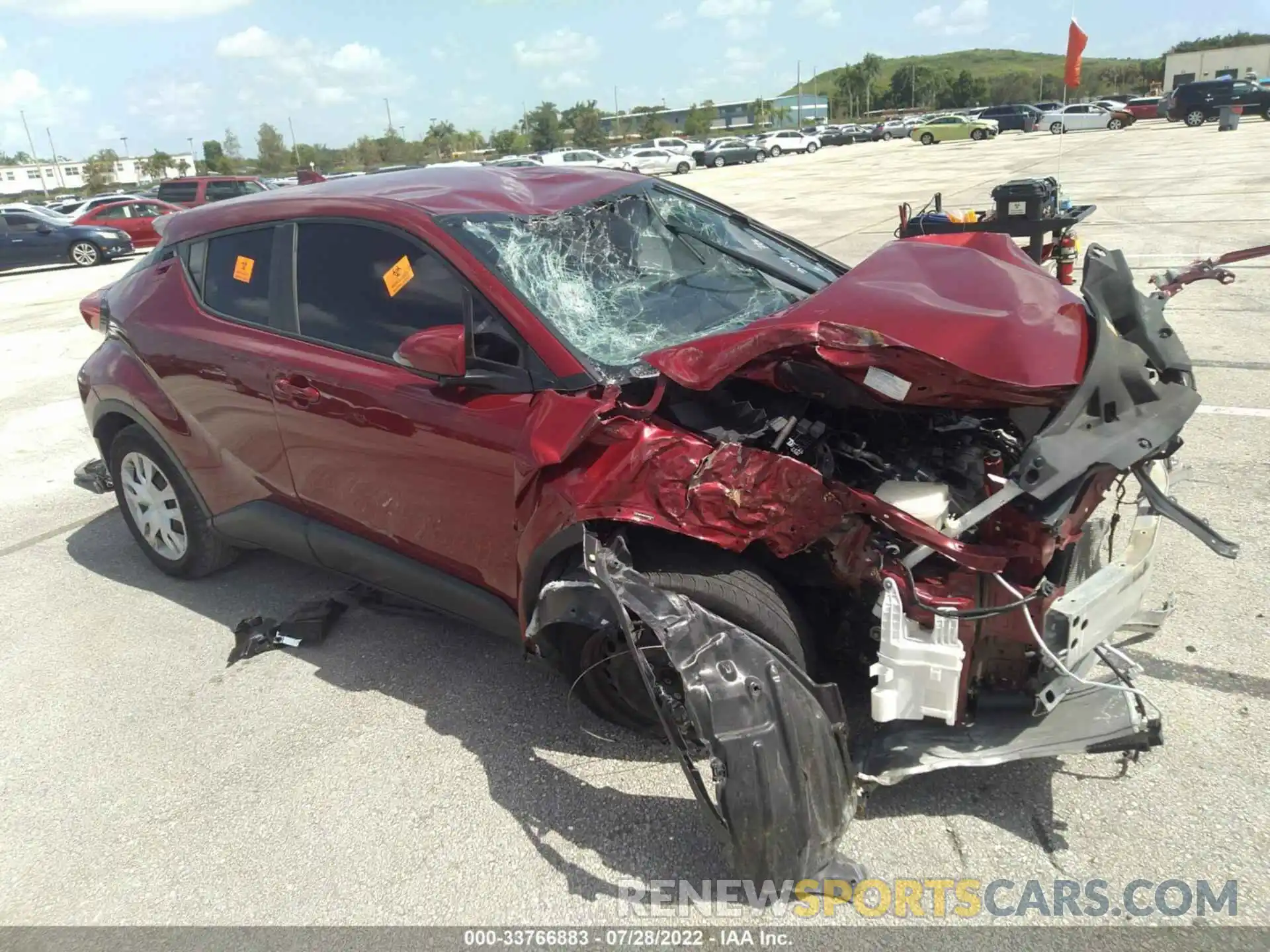 1 Photograph of a damaged car NMTKHMBX6KR092359 TOYOTA C-HR 2019