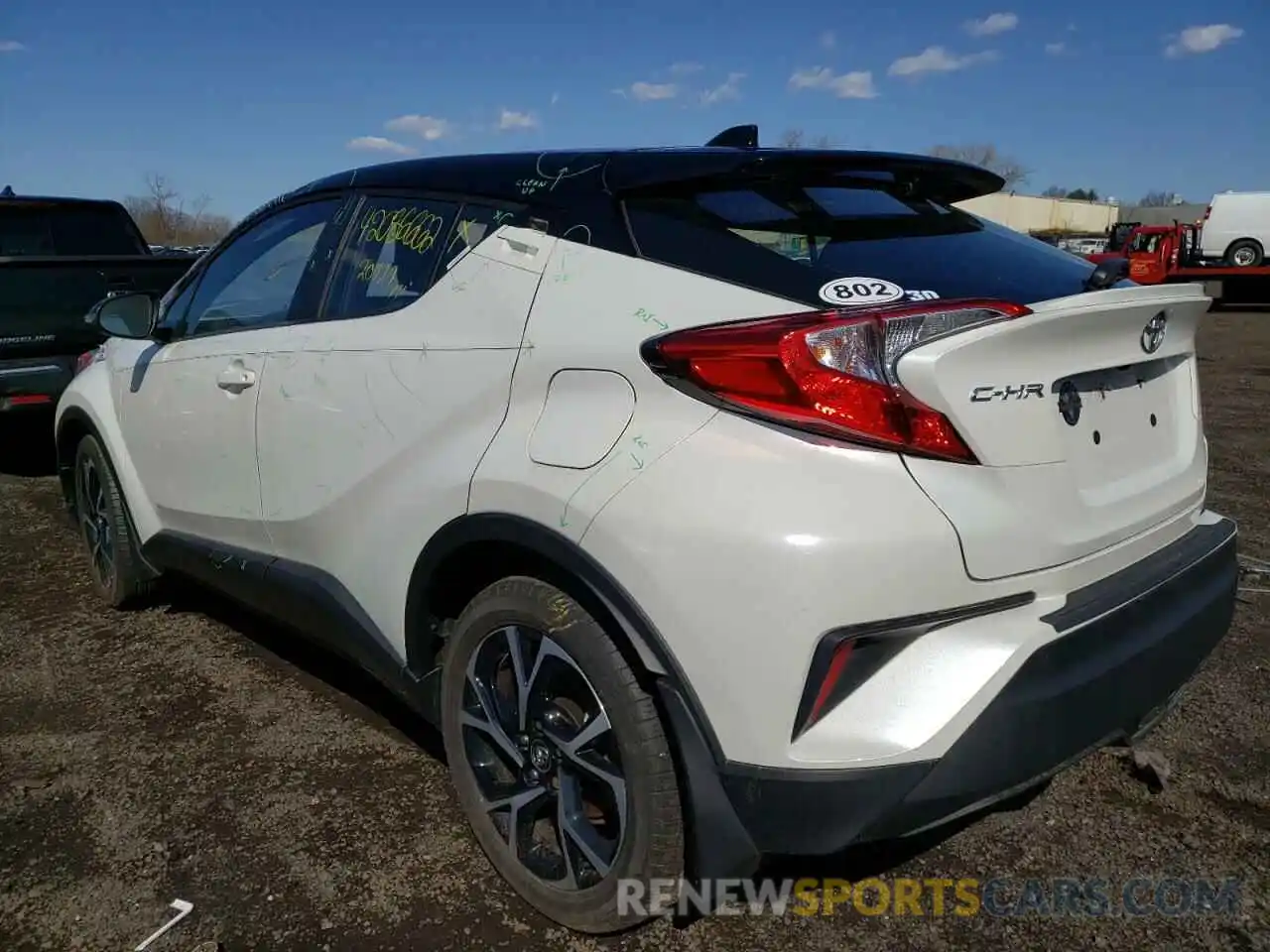 3 Photograph of a damaged car NMTKHMBX6KR093981 TOYOTA C-HR 2019