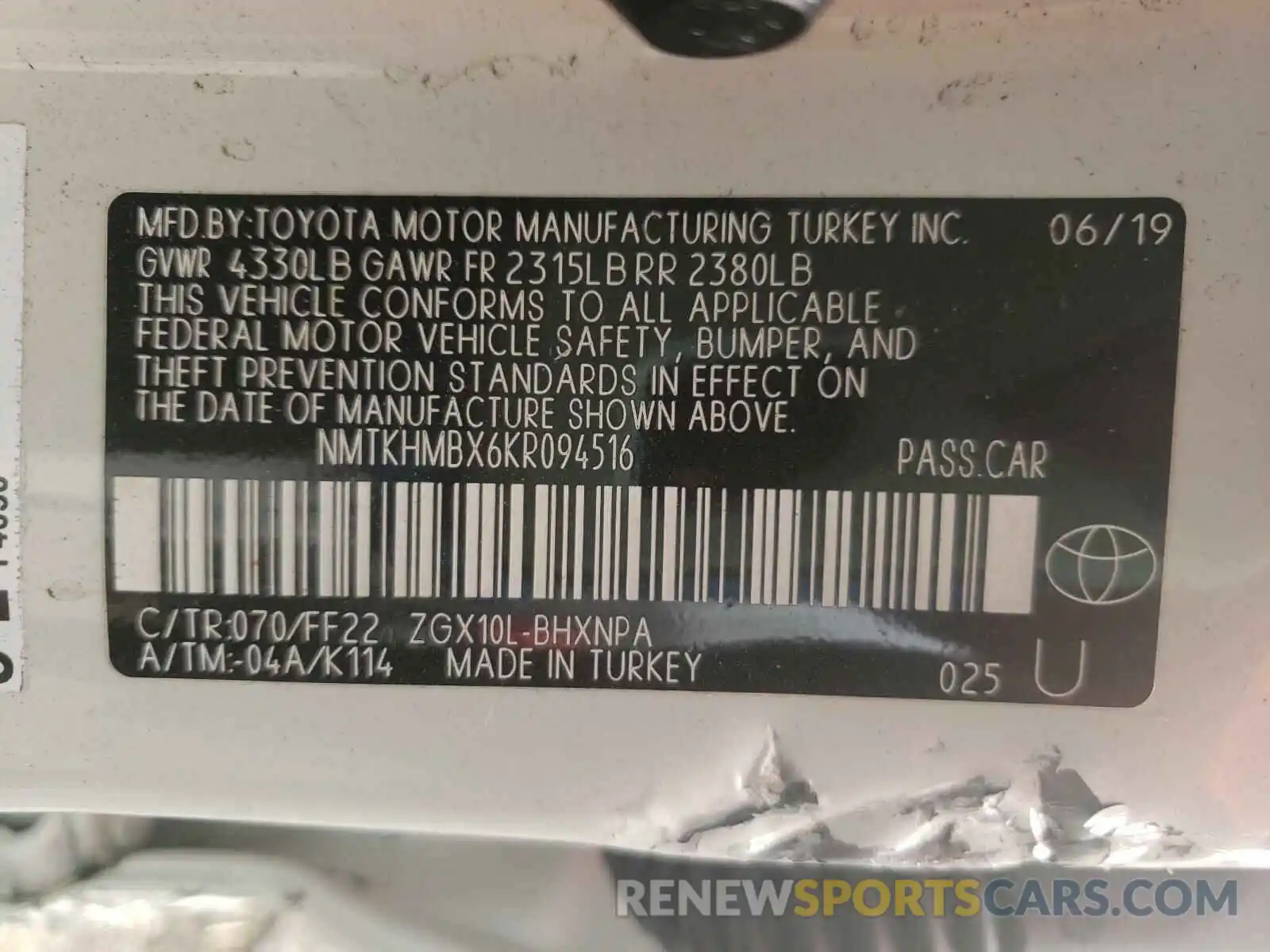 10 Photograph of a damaged car NMTKHMBX6KR094516 TOYOTA C-HR 2019