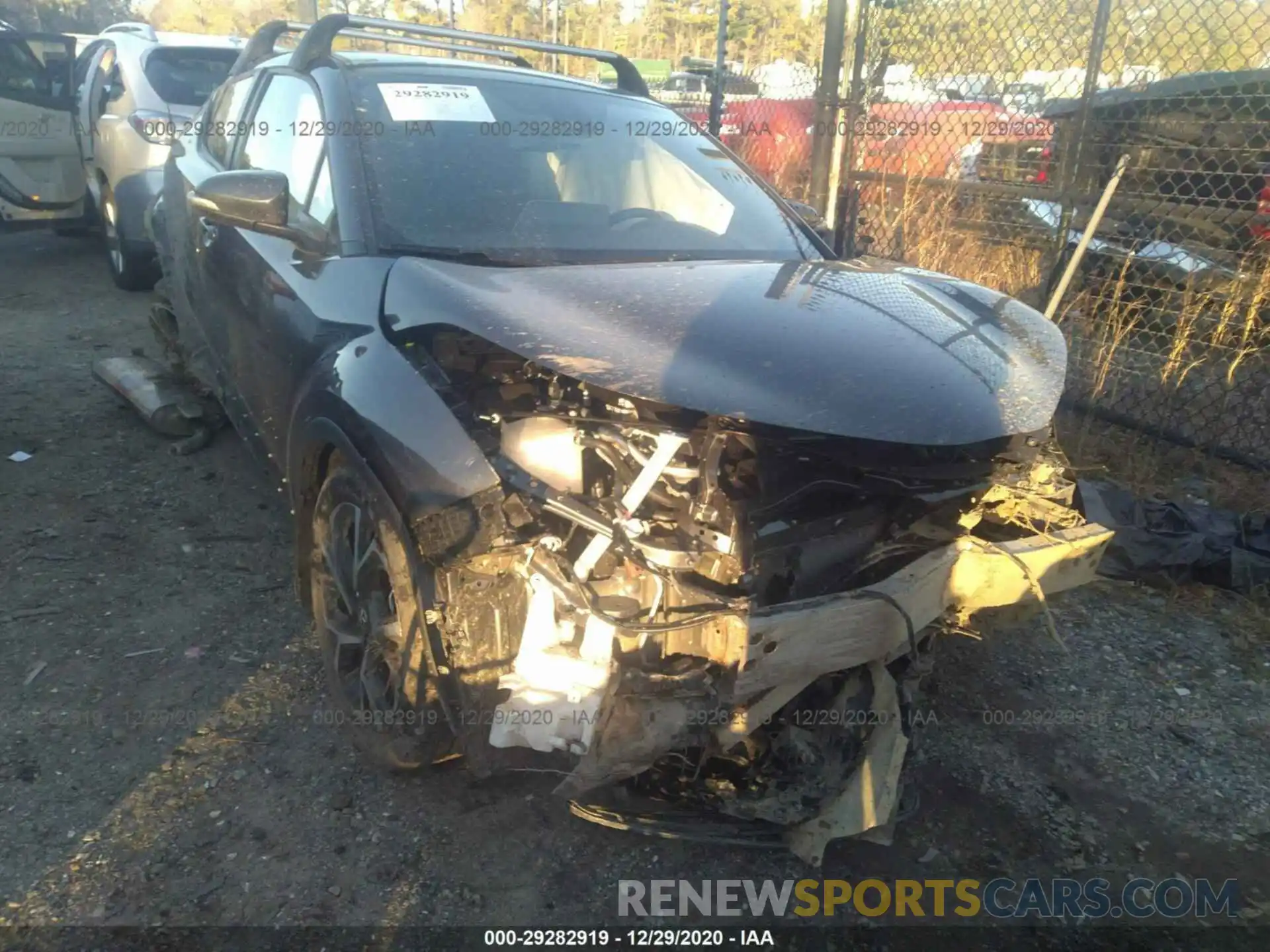 1 Photograph of a damaged car NMTKHMBX6KR095357 TOYOTA C-HR 2019