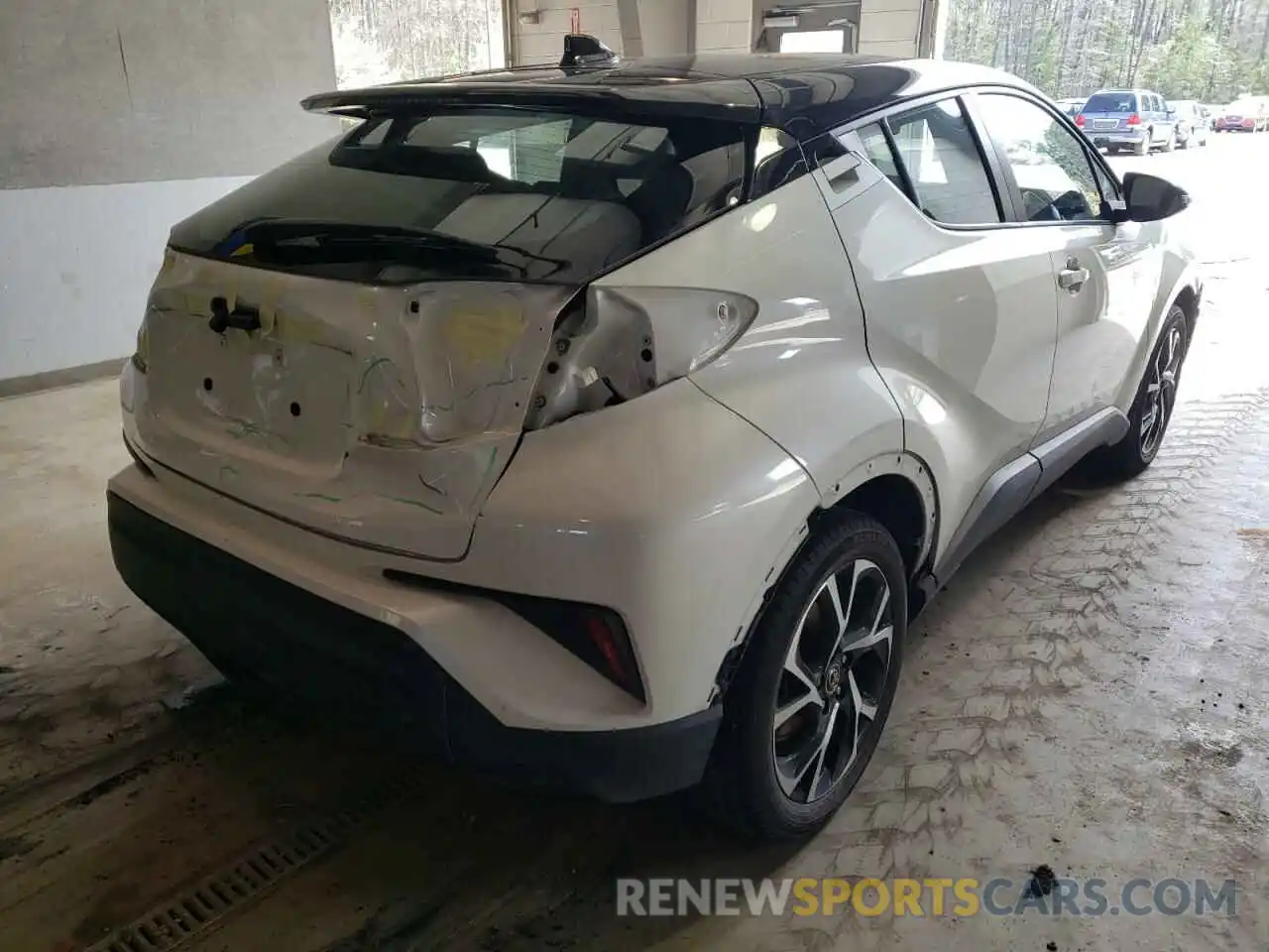 4 Photograph of a damaged car NMTKHMBX6KR095651 TOYOTA C-HR 2019