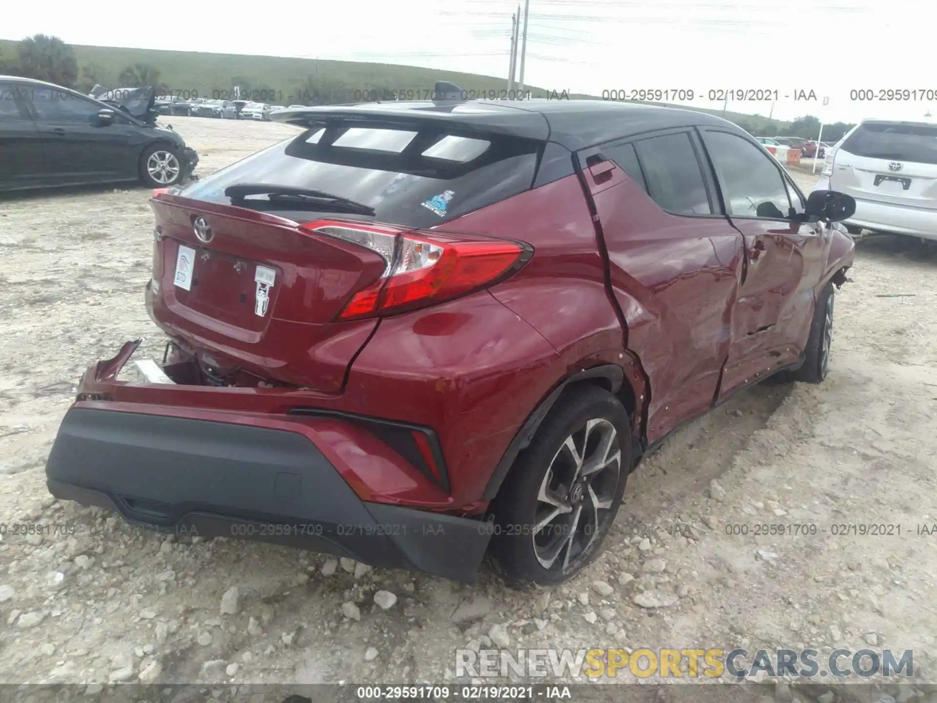 4 Фотография поврежденного автомобиля NMTKHMBX6KR097741 TOYOTA C-HR 2019