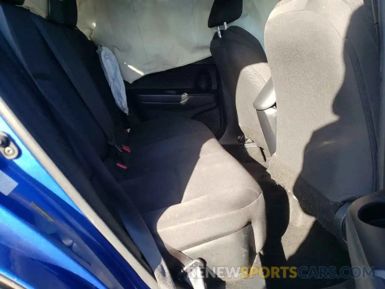 6 Photograph of a damaged car NMTKHMBX6KR098680 TOYOTA C-HR 2019