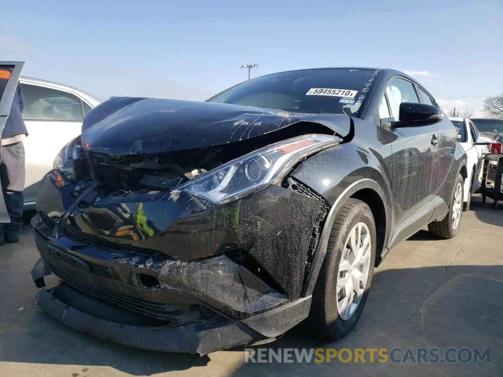 2 Photograph of a damaged car NMTKHMBX6KR098775 TOYOTA C-HR 2019