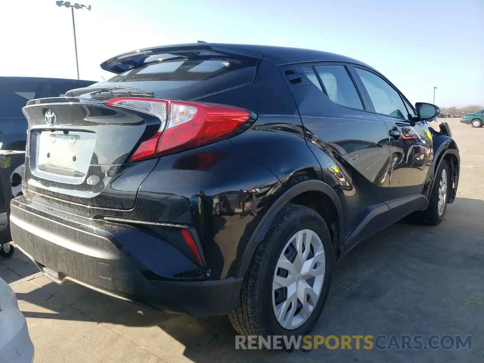 4 Photograph of a damaged car NMTKHMBX6KR098775 TOYOTA C-HR 2019