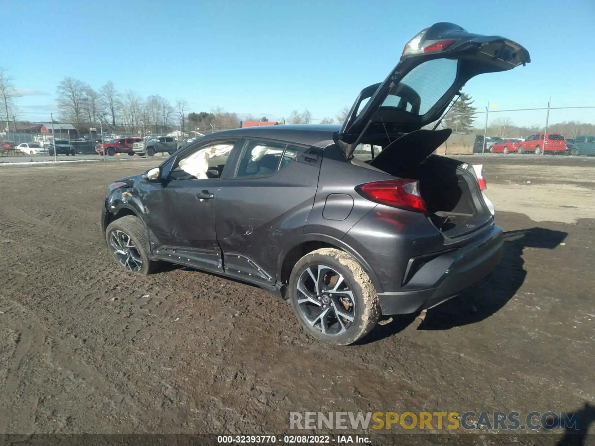 3 Photograph of a damaged car NMTKHMBX6KR099599 TOYOTA C-HR 2019