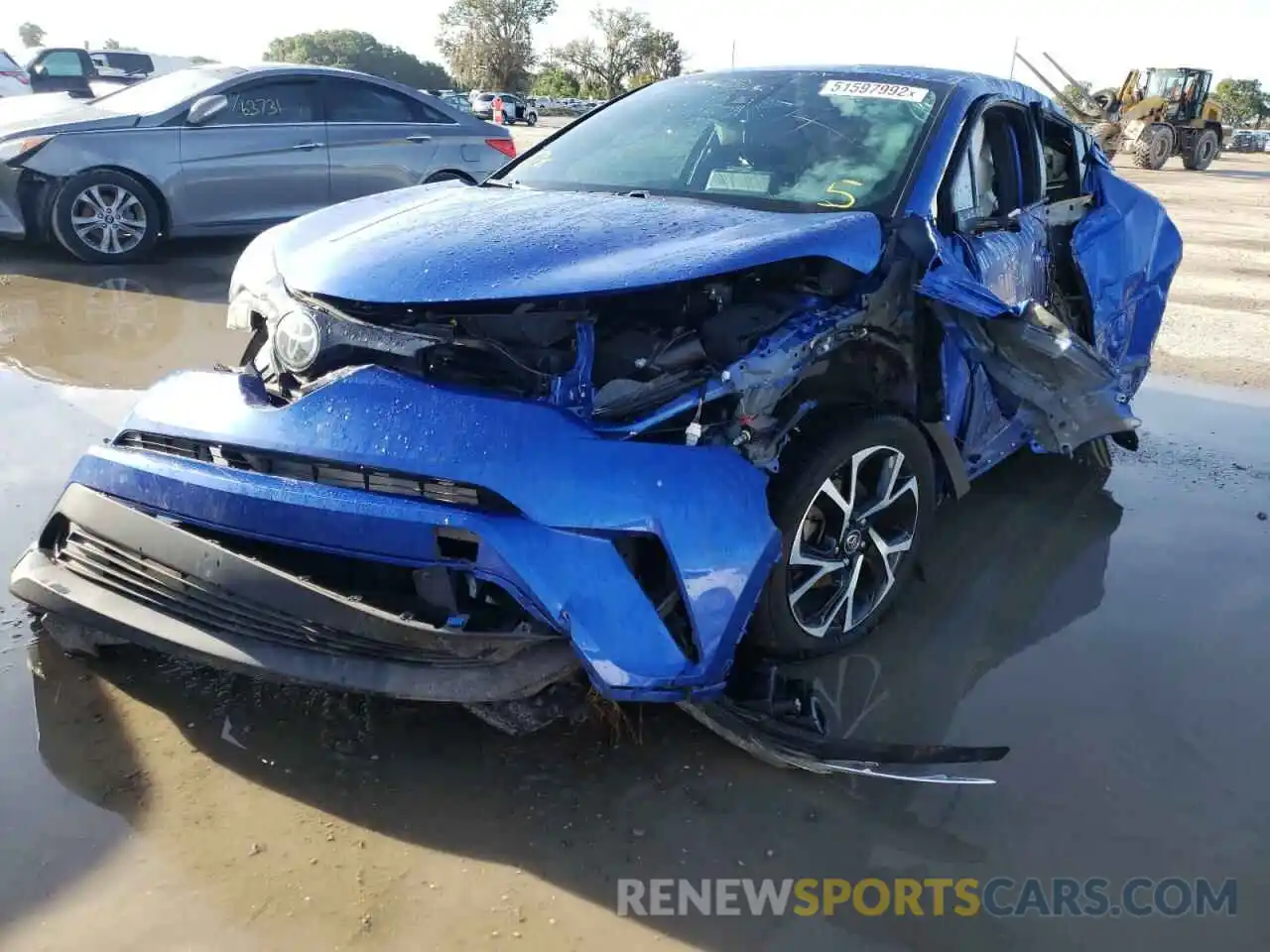 2 Photograph of a damaged car NMTKHMBX6KR100377 TOYOTA C-HR 2019