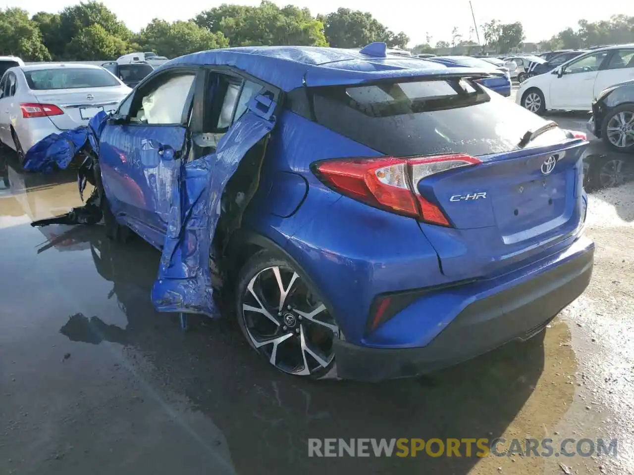 3 Photograph of a damaged car NMTKHMBX6KR100377 TOYOTA C-HR 2019