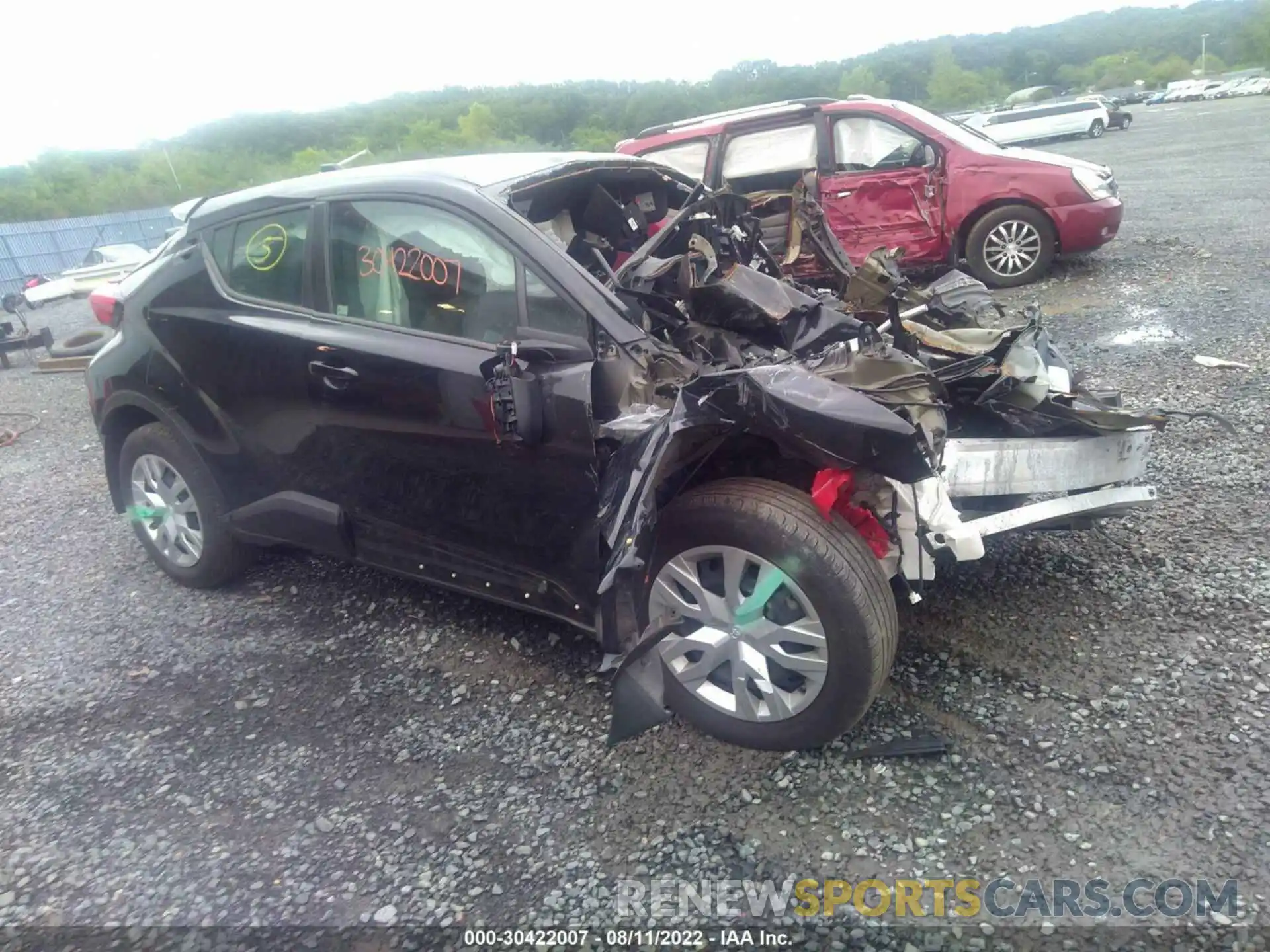 1 Photograph of a damaged car NMTKHMBX6KR101349 TOYOTA C-HR 2019