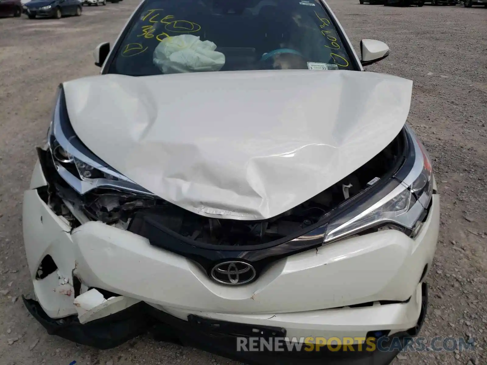 7 Photograph of a damaged car NMTKHMBX7KR072749 TOYOTA C-HR 2019