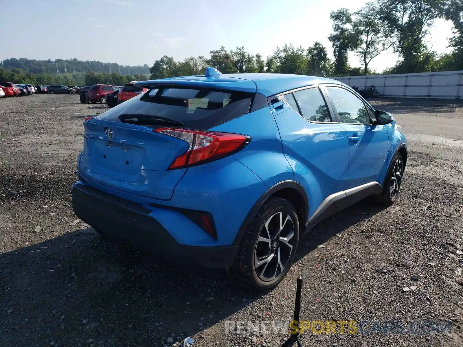 4 Фотография поврежденного автомобиля NMTKHMBX7KR075098 TOYOTA C-HR 2019