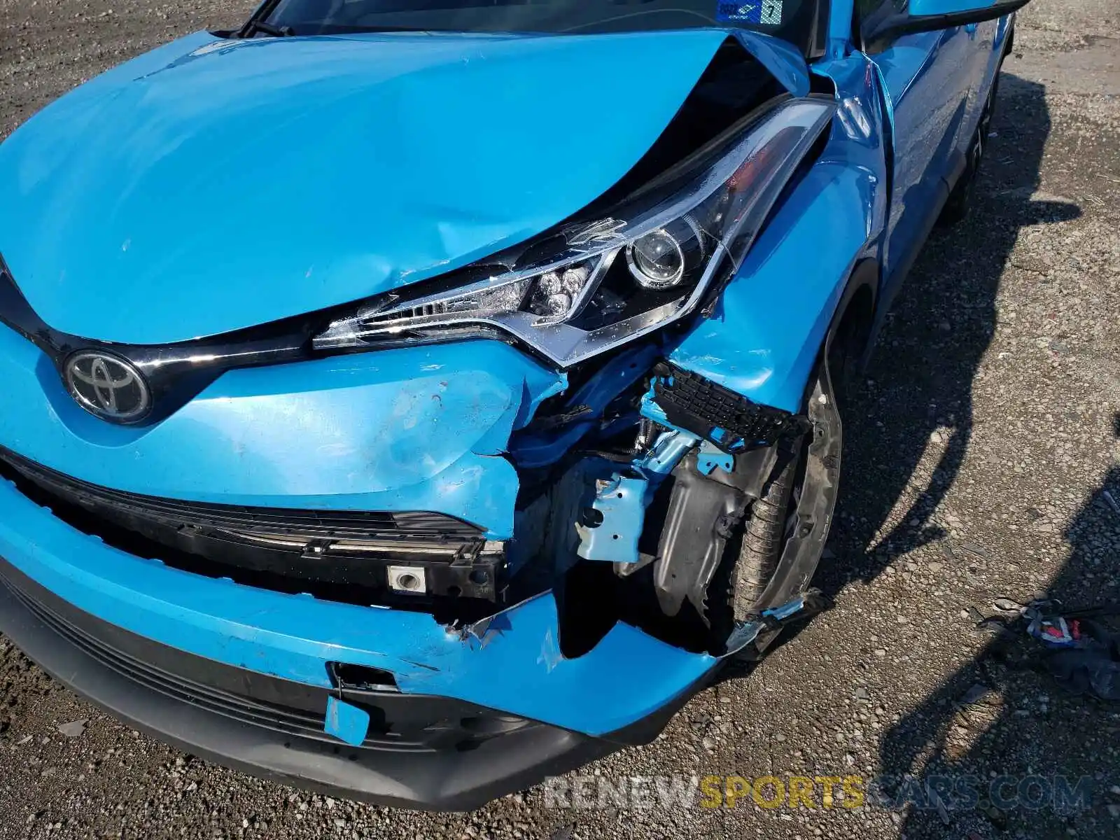 9 Photograph of a damaged car NMTKHMBX7KR075098 TOYOTA C-HR 2019