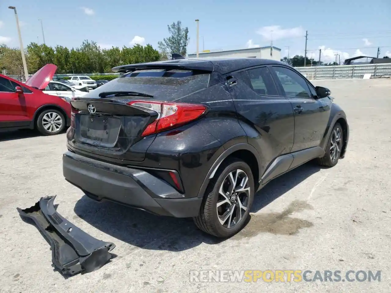 4 Фотография поврежденного автомобиля NMTKHMBX7KR077031 TOYOTA C-HR 2019