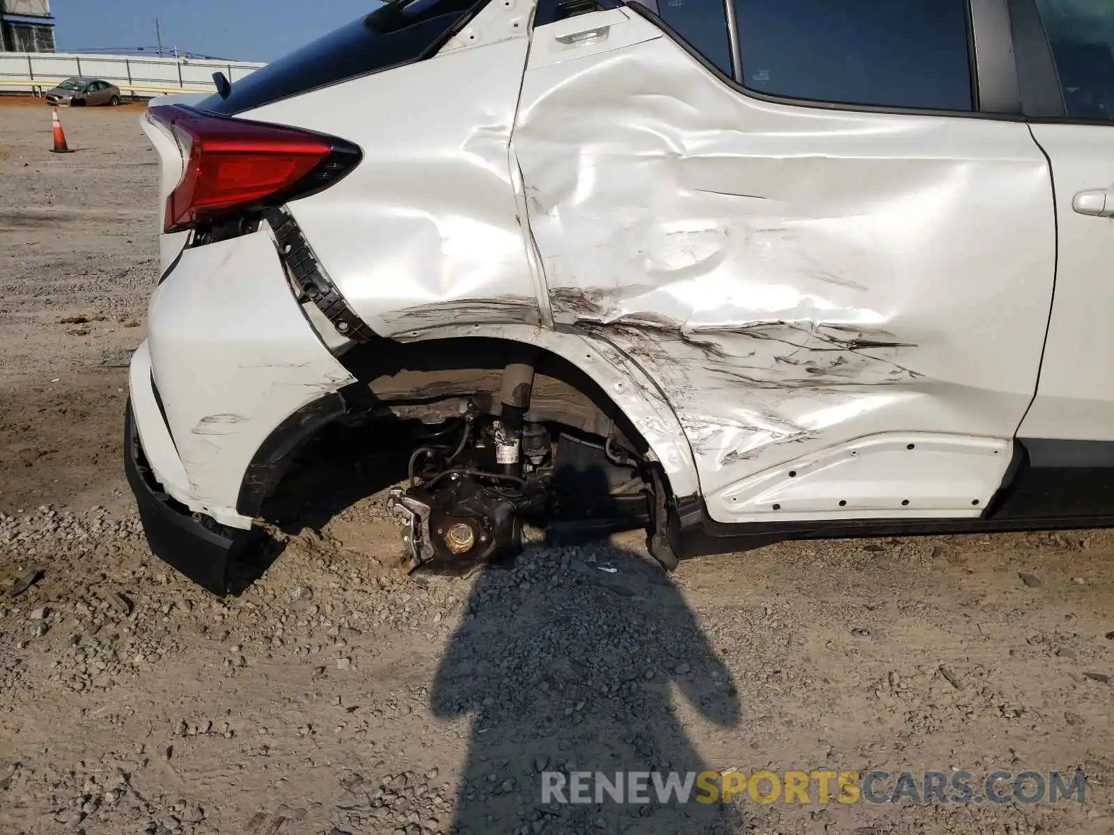 9 Photograph of a damaged car NMTKHMBX7KR077918 TOYOTA C-HR 2019