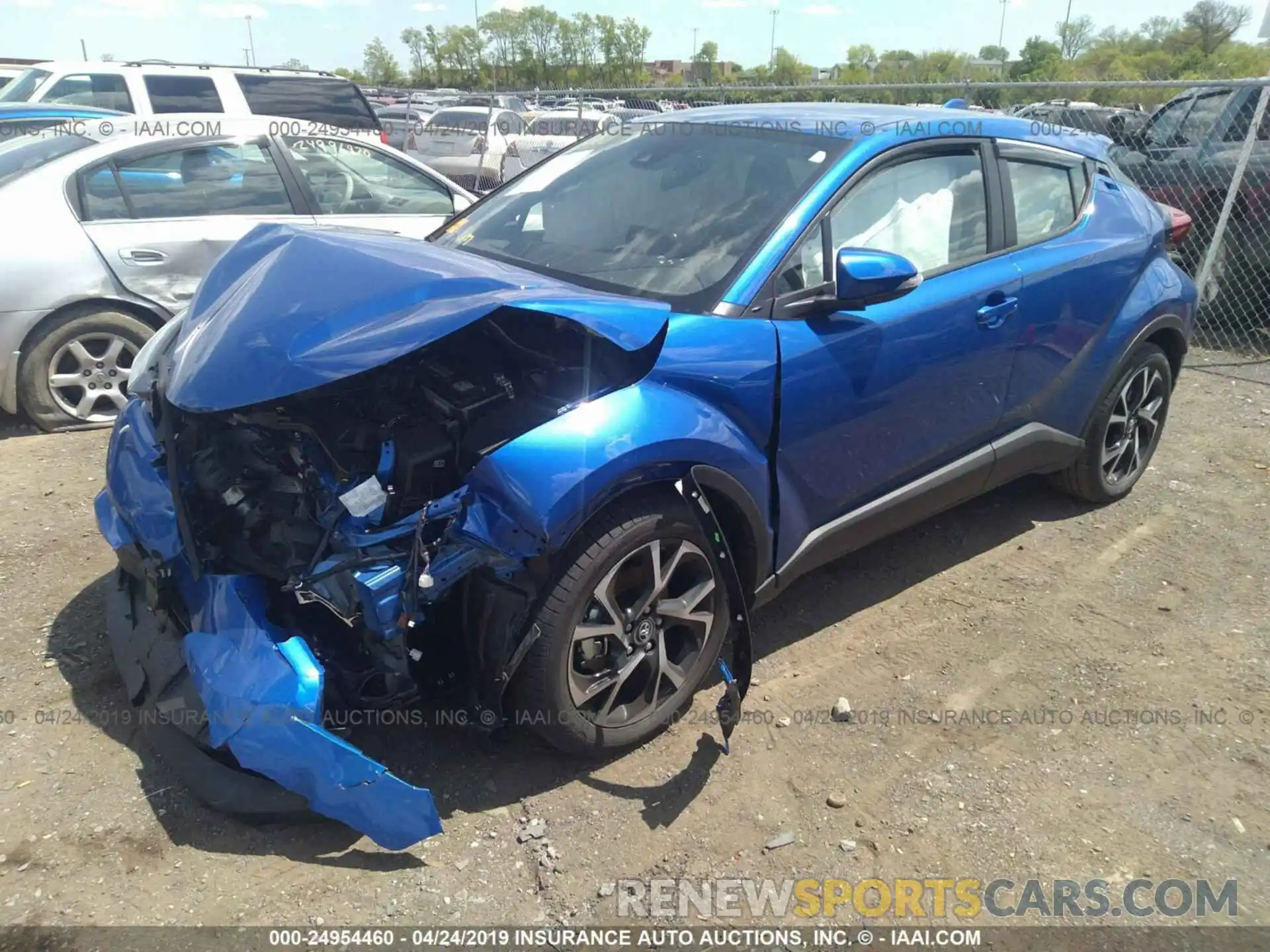 2 Фотография поврежденного автомобиля NMTKHMBX7KR081175 TOYOTA C-HR 2019