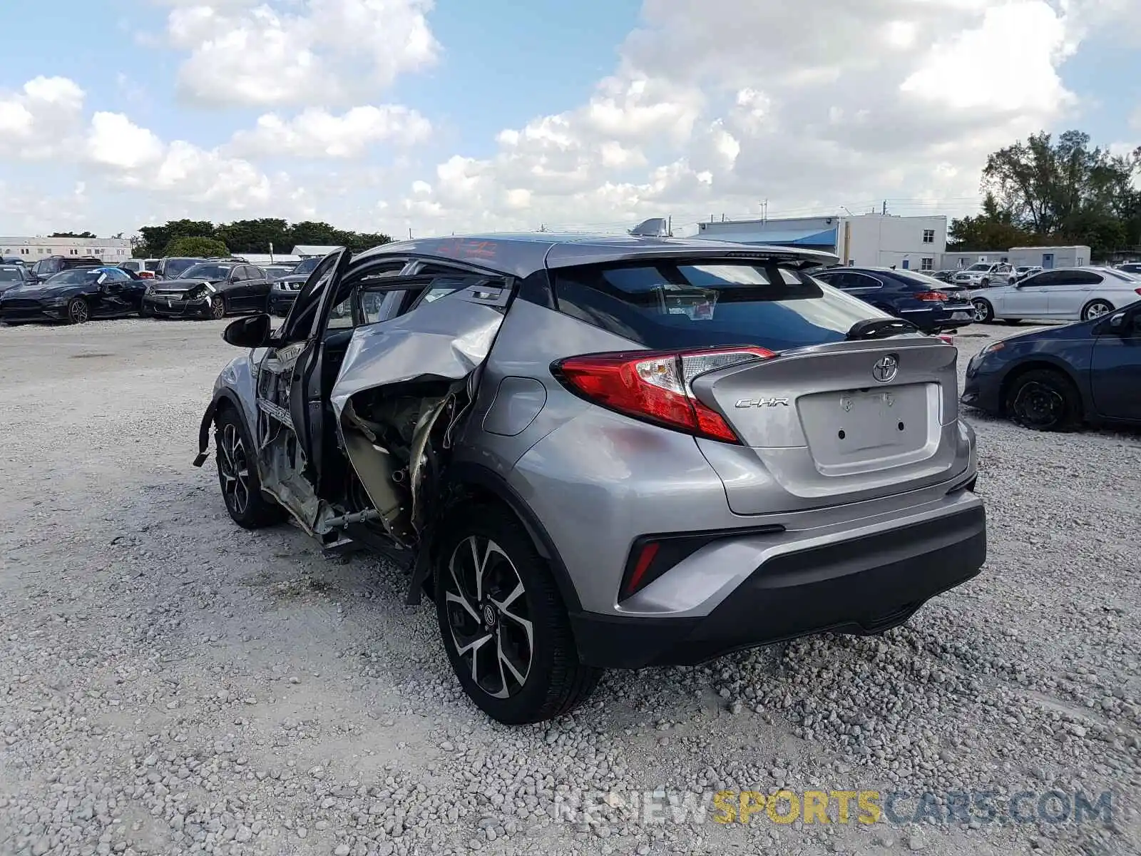 3 Photograph of a damaged car NMTKHMBX7KR086411 TOYOTA C-HR 2019