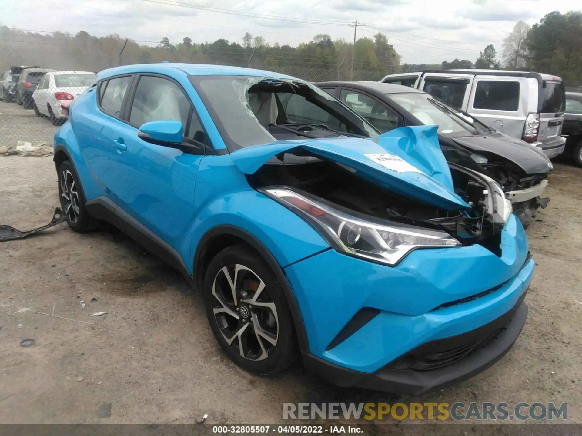 1 Фотография поврежденного автомобиля NMTKHMBX7KR086716 TOYOTA C-HR 2019