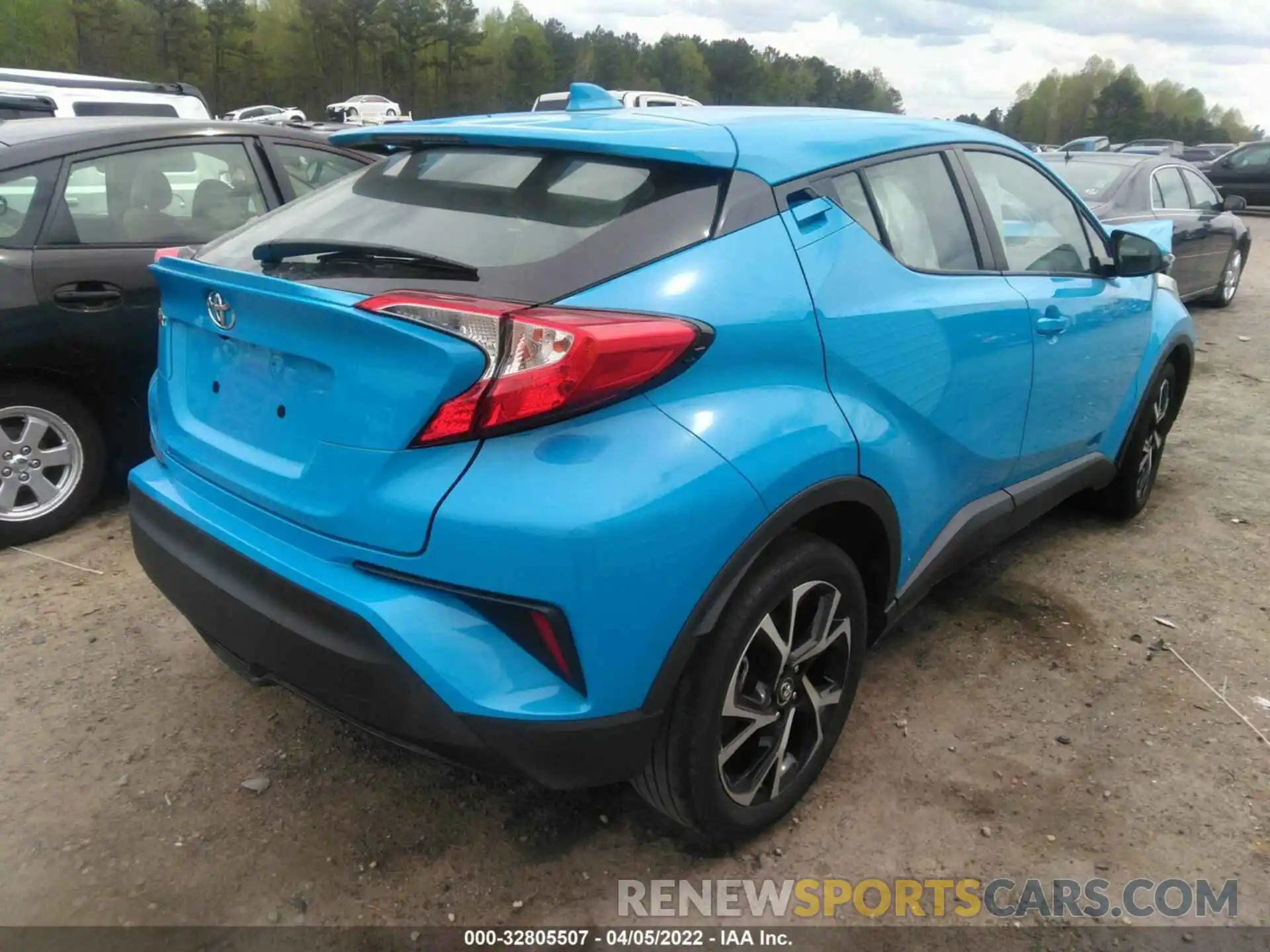 4 Фотография поврежденного автомобиля NMTKHMBX7KR086716 TOYOTA C-HR 2019