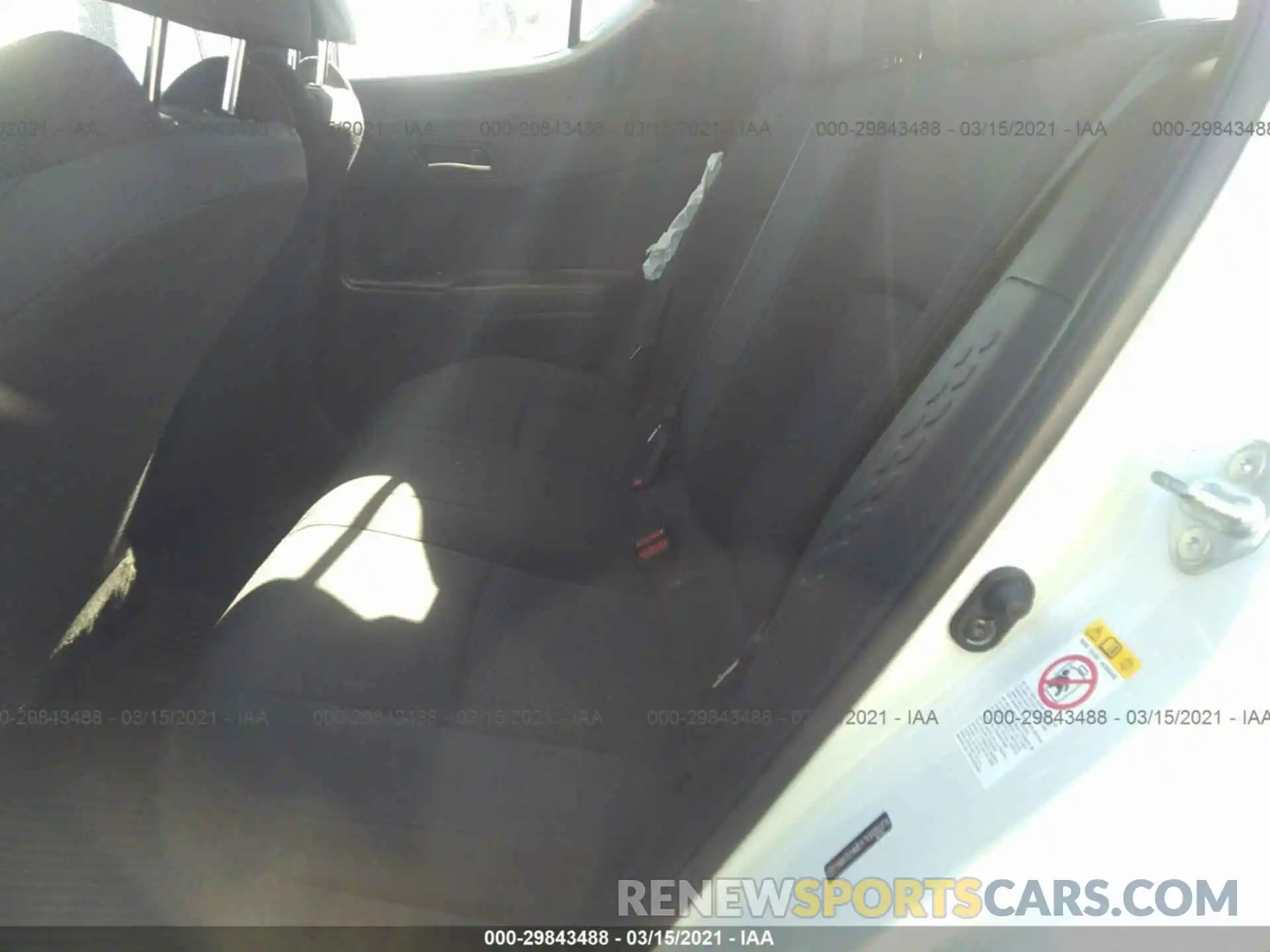 8 Photograph of a damaged car NMTKHMBX7KR086814 TOYOTA C-HR 2019