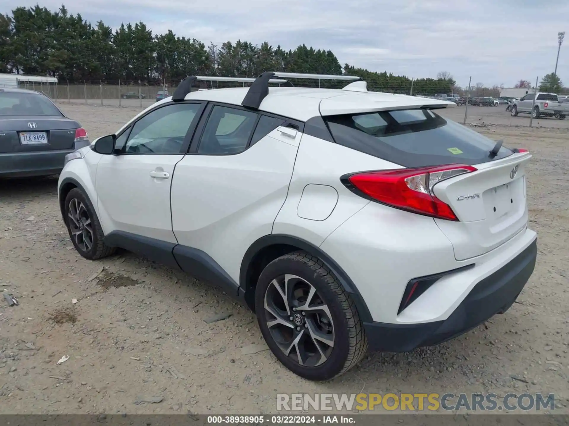 3 Photograph of a damaged car NMTKHMBX7KR087915 TOYOTA C-HR 2019